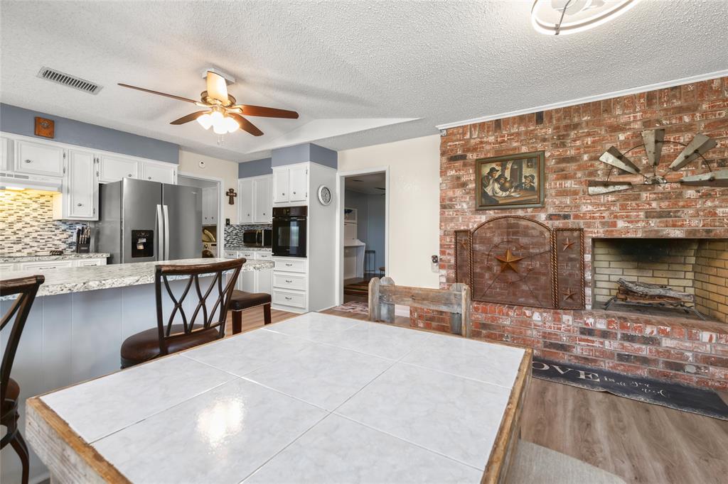 641 Green Valley Drive