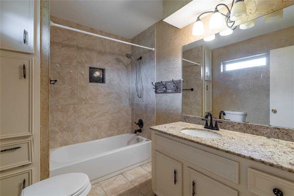 THOMAS SMITH - Residential