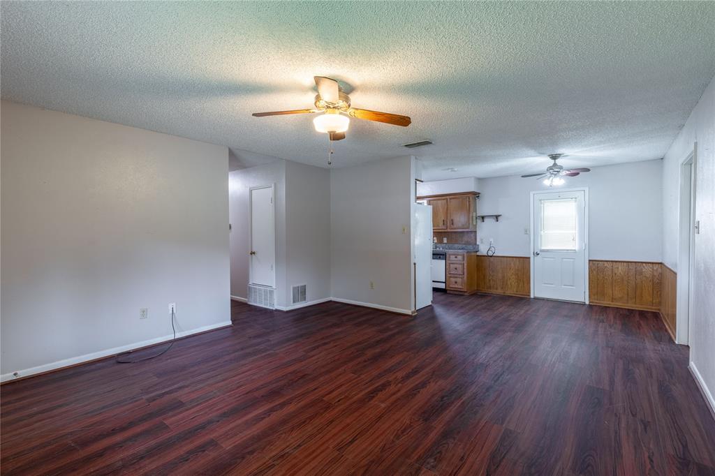 THOMAS SMITH - Residential