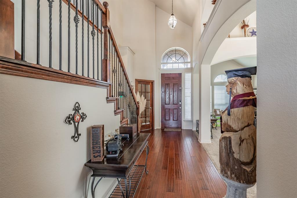 1704 Timber Falls Lane