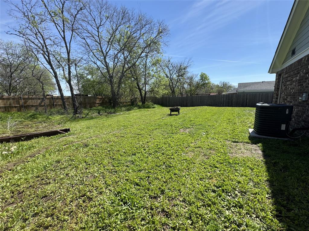 Town Haslet - Residential Lease