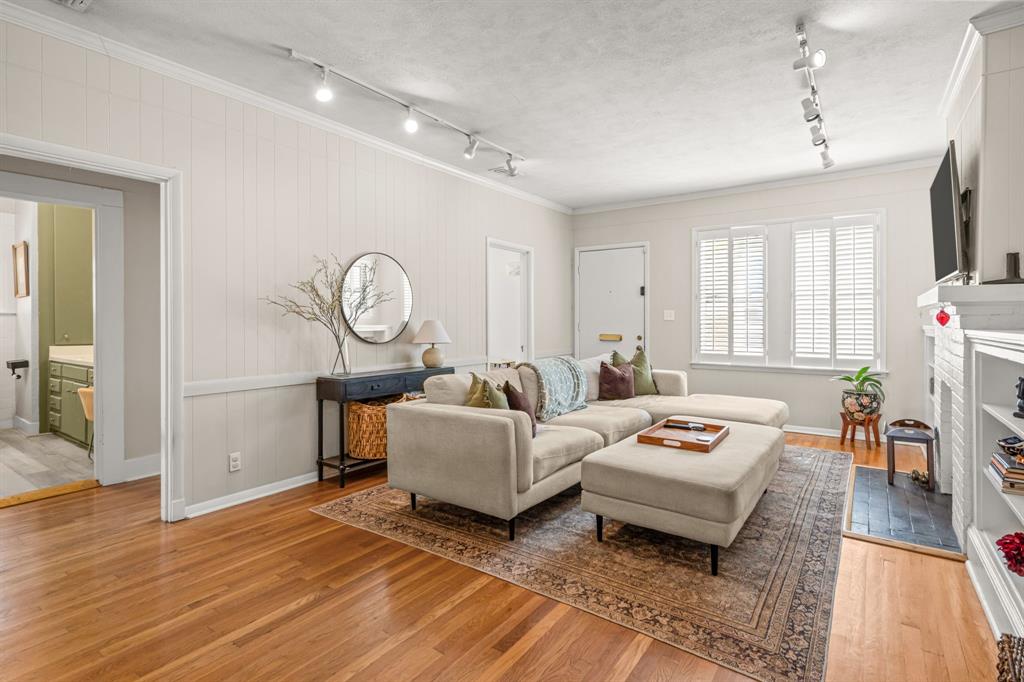 Chamberlain Arlington Heights 1st - Residential