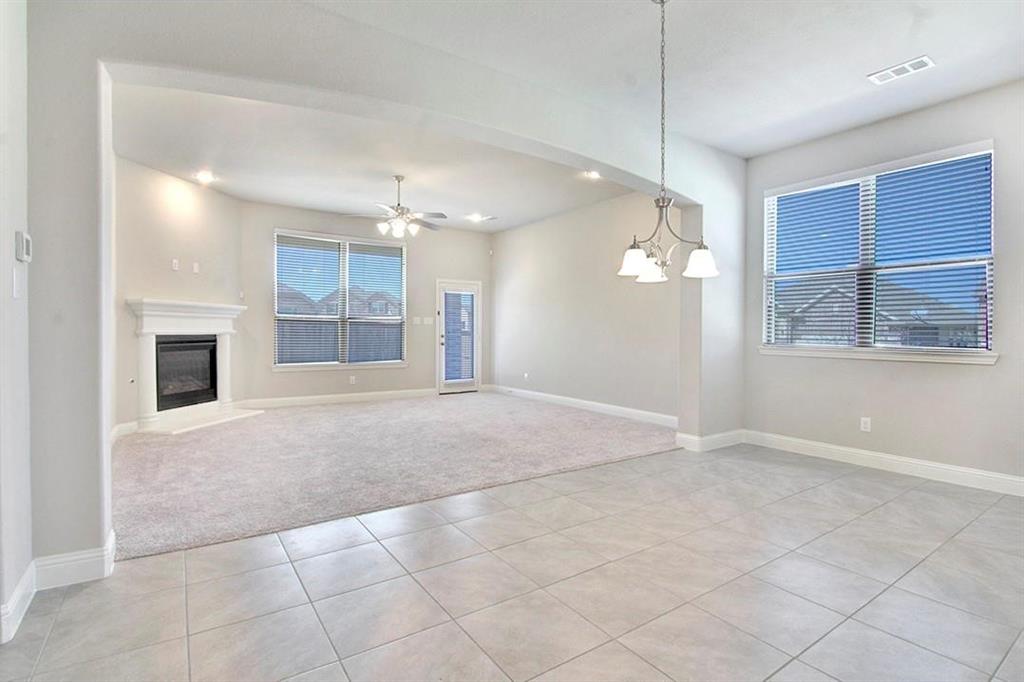 2417 Griffith Park Drive