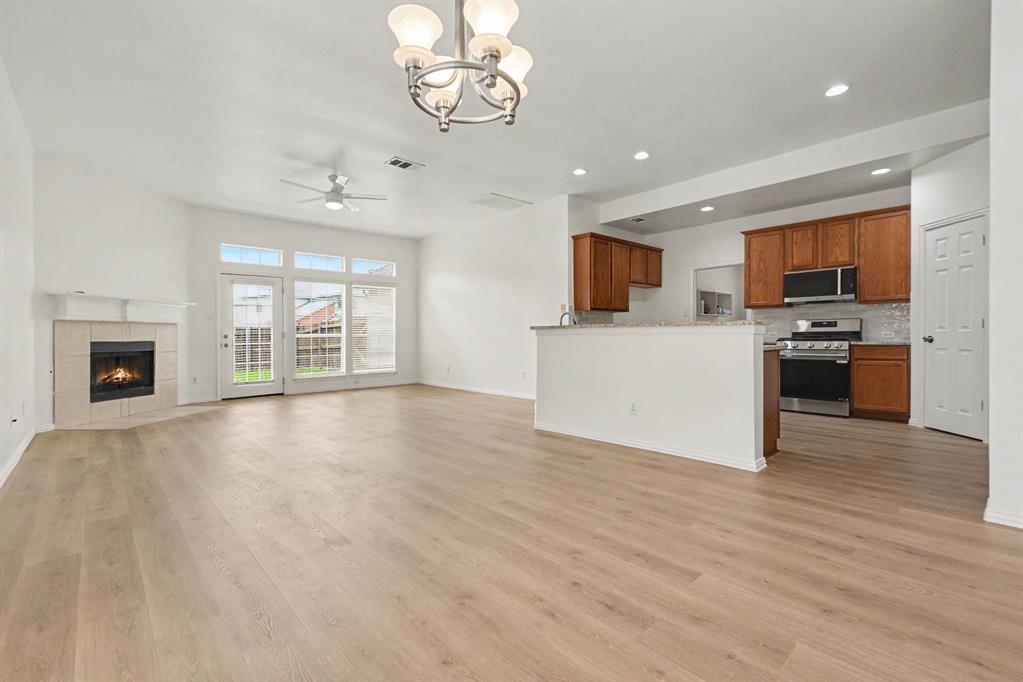 6017 Apache Drive