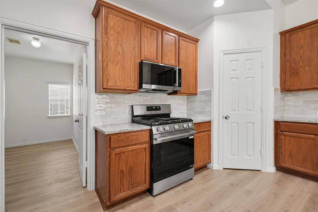 6017 Apache Drive
