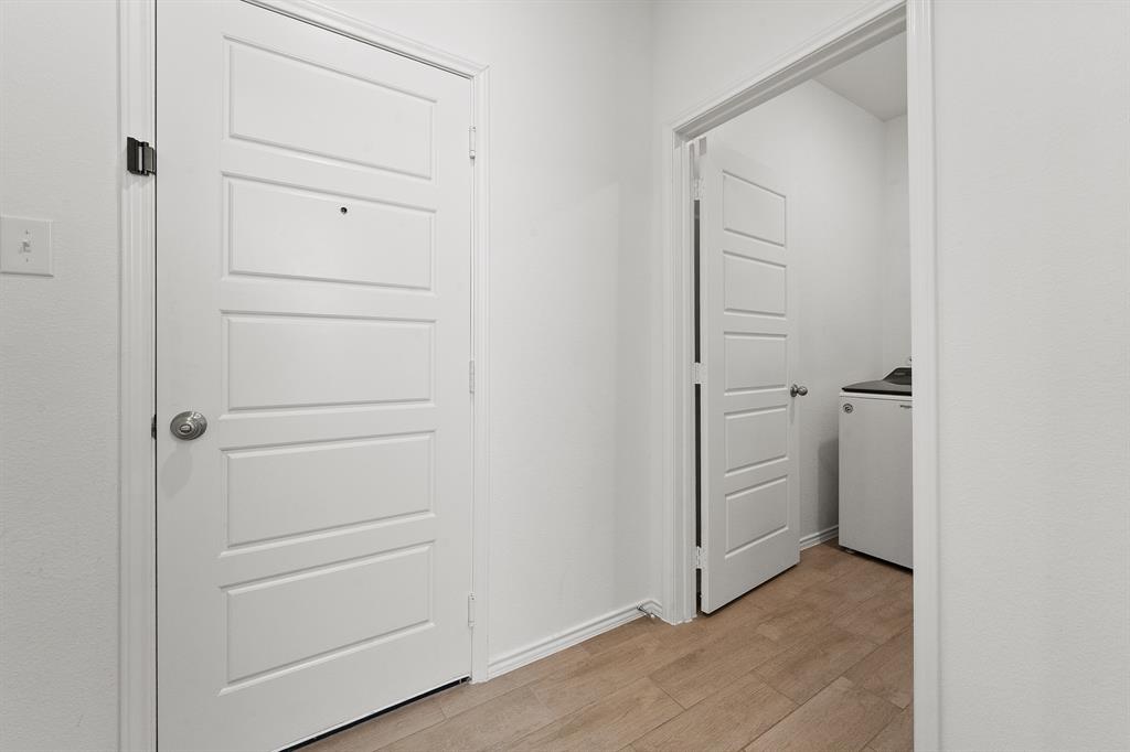 Elevon - Residential