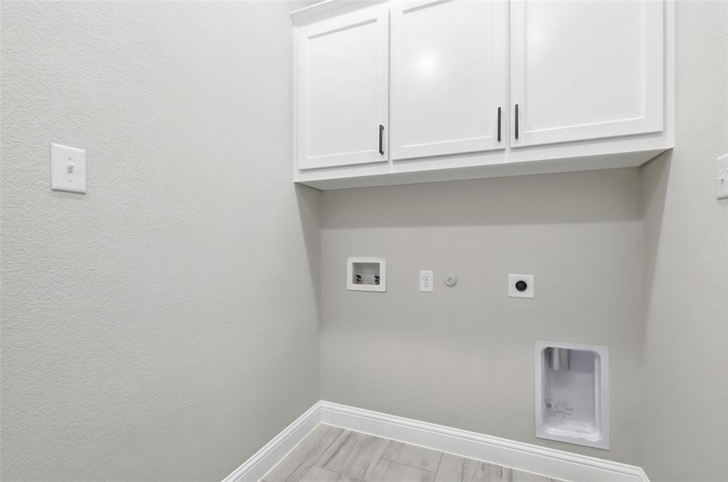 Arabella-Burleson - Residential