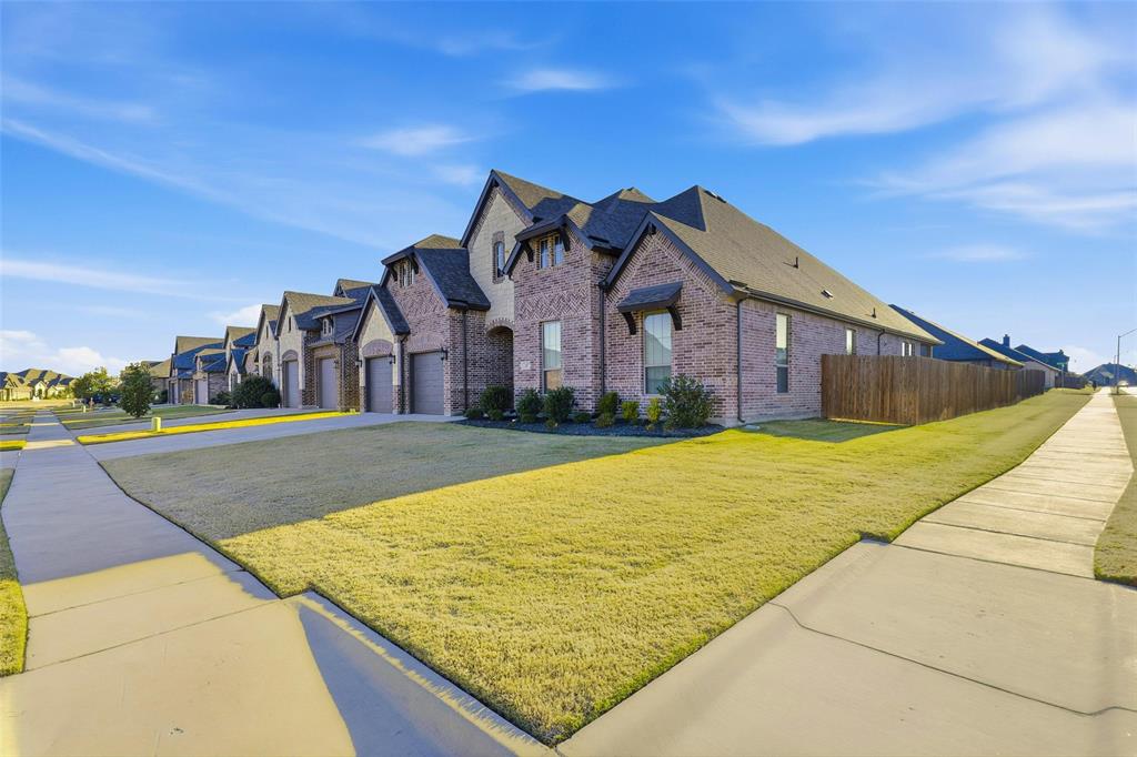 Arabella-Burleson - Residential