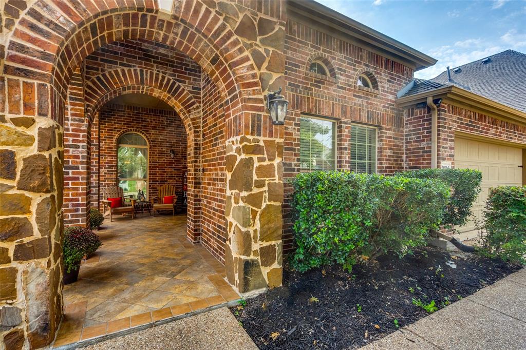 1604 Creek Crest Drive