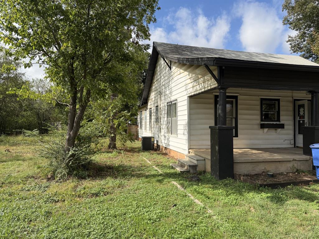 1003 3rd Street