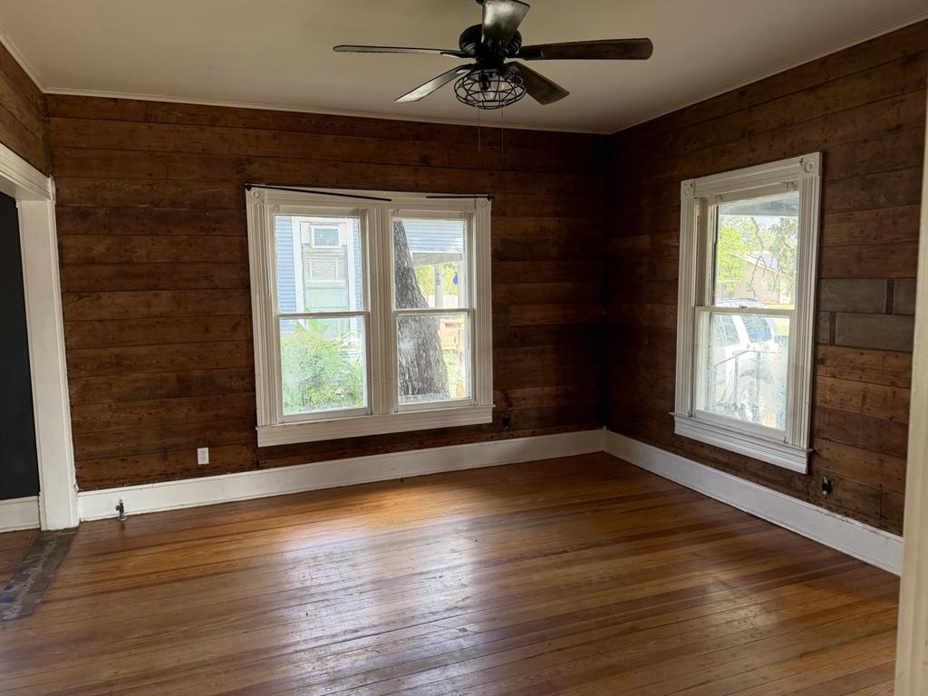 1003 3rd Street