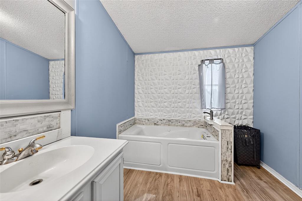 Creekside Acres Ph I - Residential