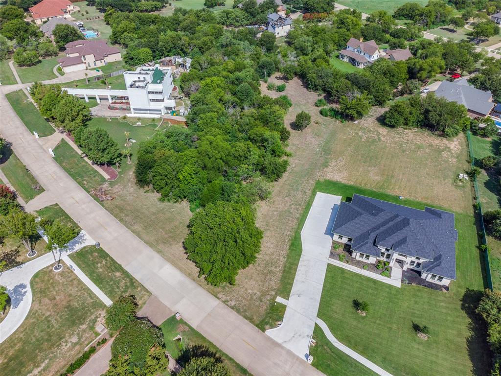 2837 S Lakeview Drive
