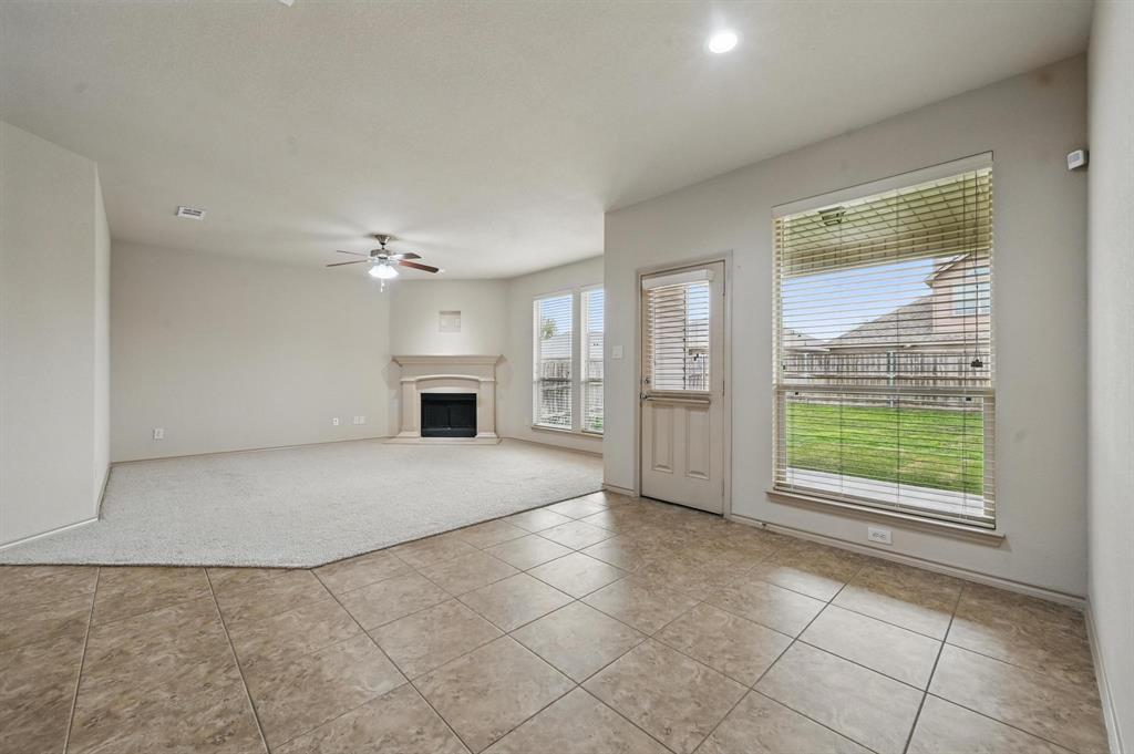 Denton, Texas 76226, United States, 3 Bedrooms Bedrooms, ,2 BathroomsBathrooms,Residential,Pending,102941