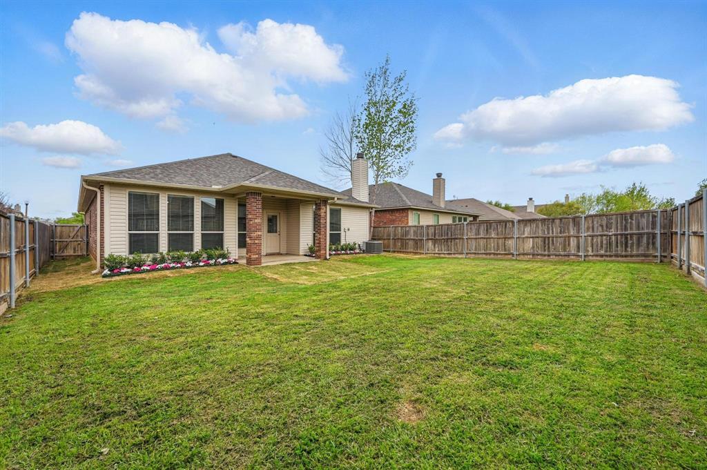 Denton, Texas 76226, United States, 3 Bedrooms Bedrooms, ,2 BathroomsBathrooms,Residential,Pending,102941