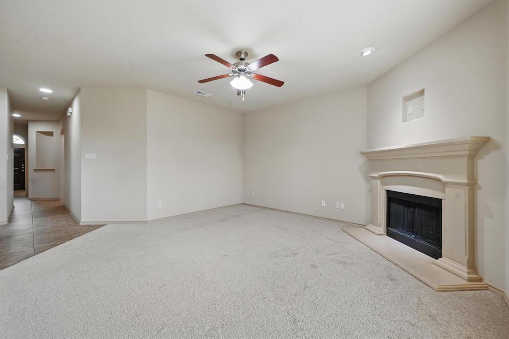 Denton, Texas 76226, United States, 3 Bedrooms Bedrooms, ,2 BathroomsBathrooms,Residential,Pending,102941