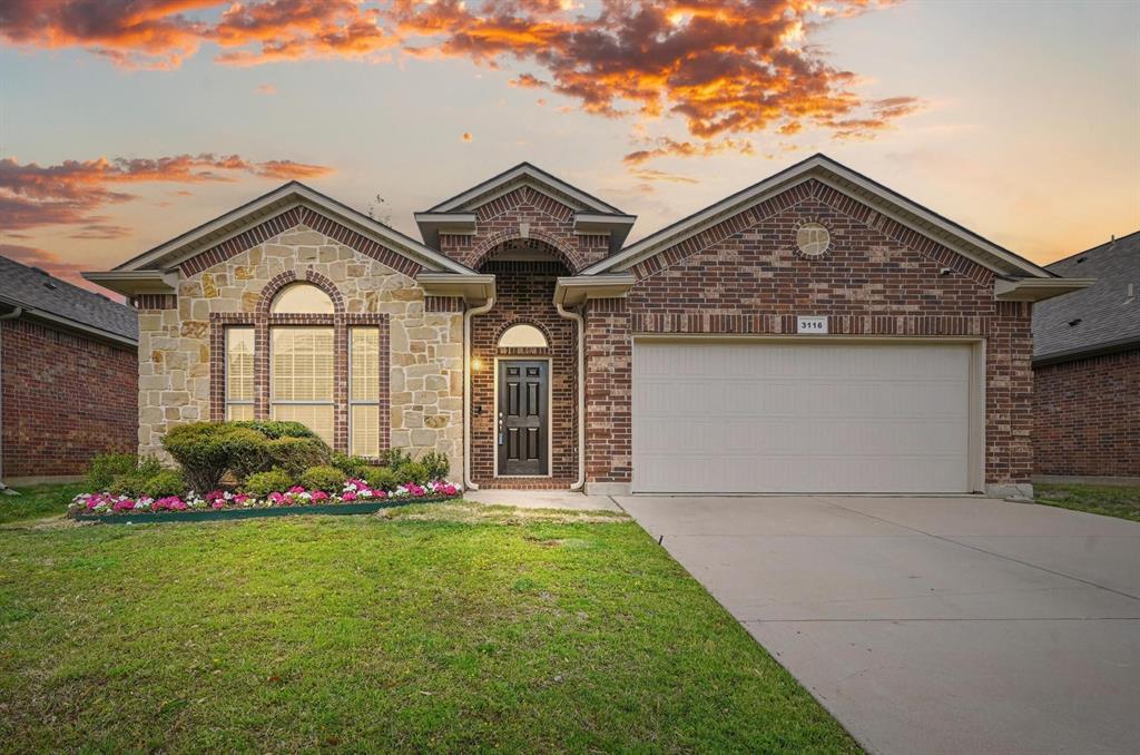 Denton, Texas 76226, United States, 3 Bedrooms Bedrooms, ,2 BathroomsBathrooms,Residential,Pending,102941