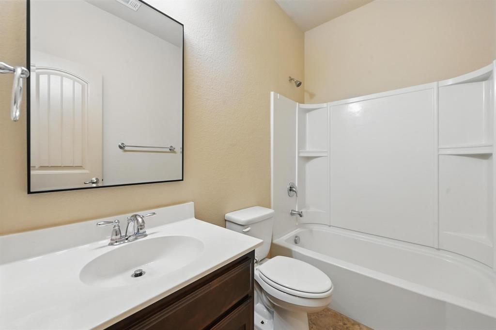 Denton, Texas 76226, United States, 3 Bedrooms Bedrooms, ,2 BathroomsBathrooms,Residential,Pending,102941