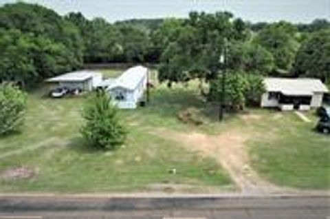 A home in Crockett