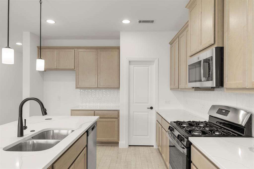 17145 Oxborough Drive