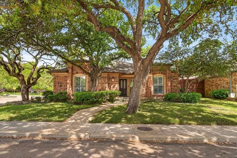 16603 Cleary Circle Dallas TX 75248