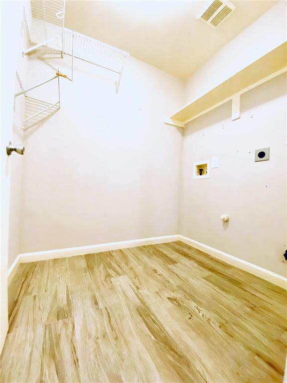 TRLS OF CHESTNUT MEADOW PH 2 - Residential Lease