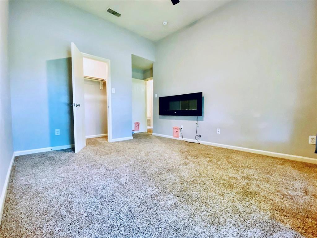 TRLS OF CHESTNUT MEADOW PH 2 - Residential Lease