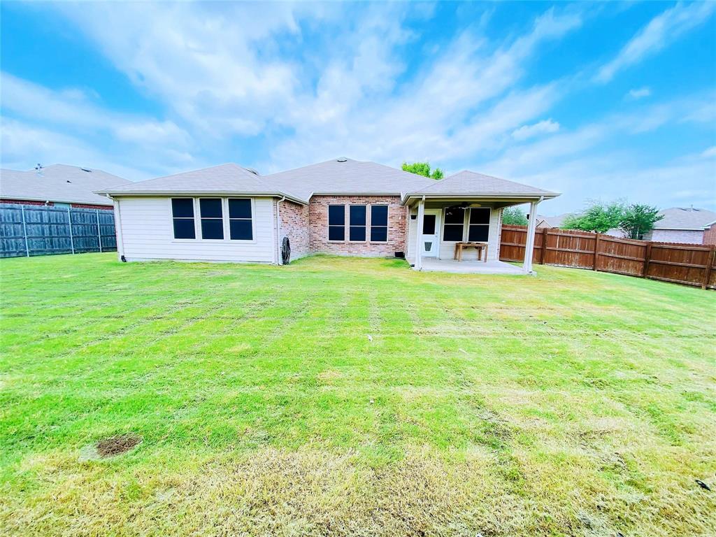 TRLS OF CHESTNUT MEADOW PH 2 - Residential Lease