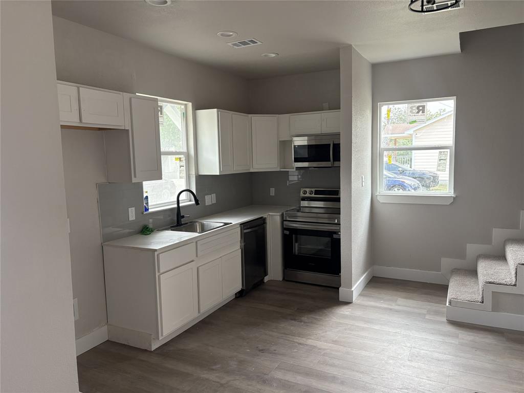 Oaklawn - Residential