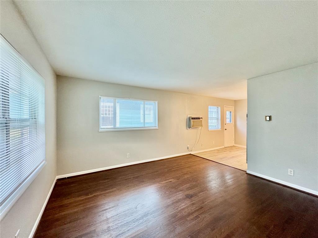 Munger Place 01 - Residential Lease