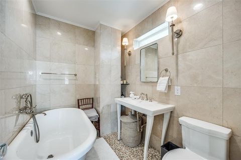 Tiny photo for 3105 Mockingbird Lane, Highland Park, TX 75205 (MLS # 21164060)