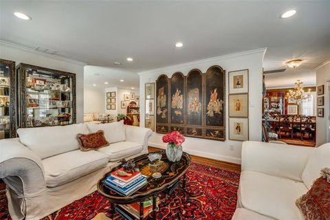 Tiny photo for 3105 Mockingbird Lane, Highland Park, TX 75205 (MLS # 21164060)