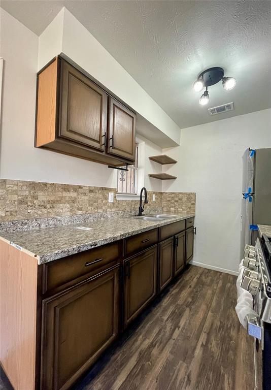 Spring Ave - Residential