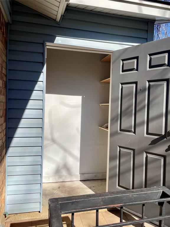 Spring Ave - Residential