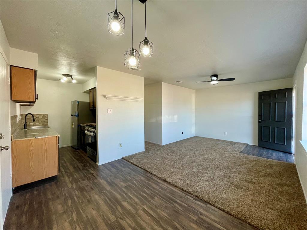 Spring Ave - Residential