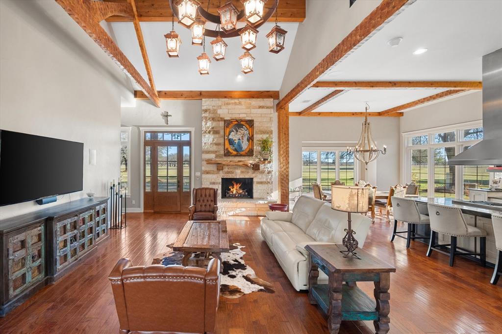 Abst 1091 TR 5A L N West - Residential