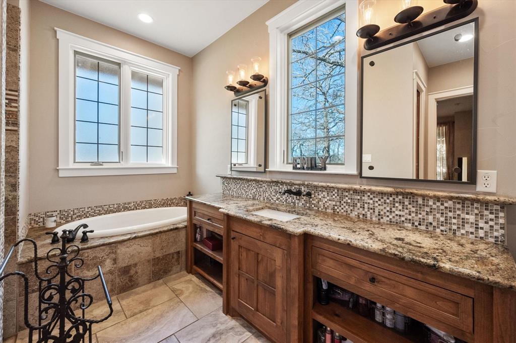 Abst 1091 TR 5A L N West - Residential