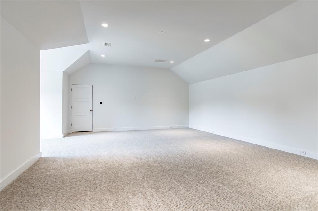 The Bluffs at Cochran Chapel - Residential