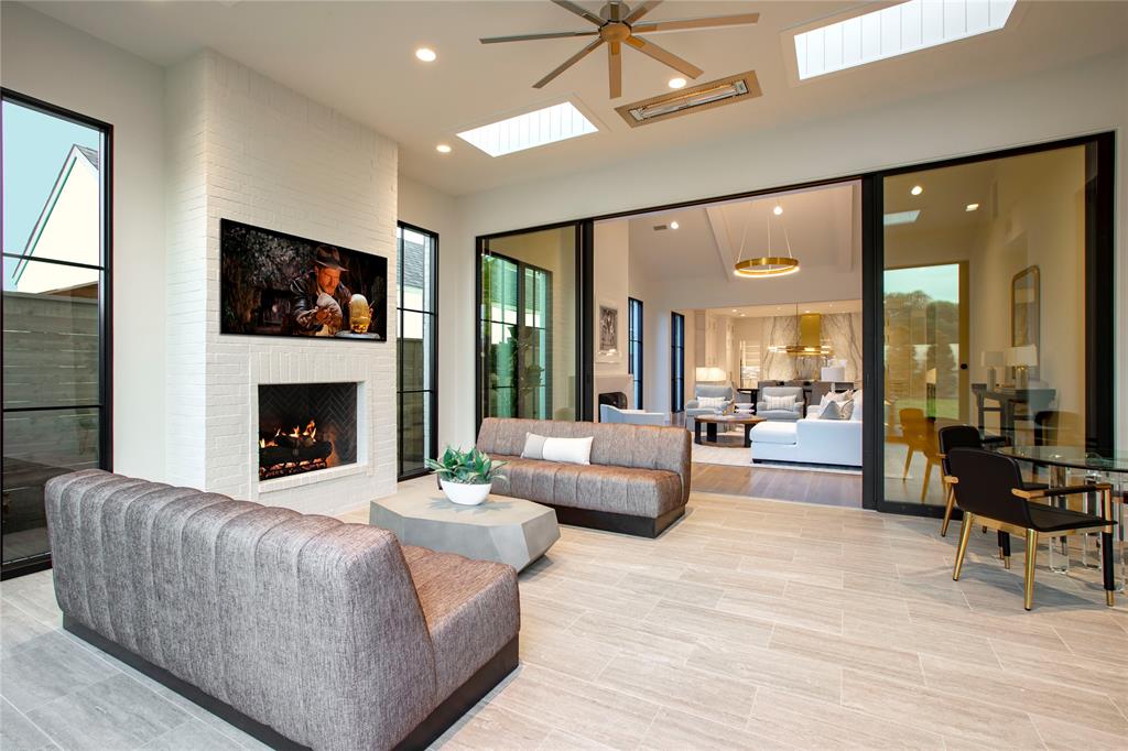 The Bluffs at Cochran Chapel - Residential