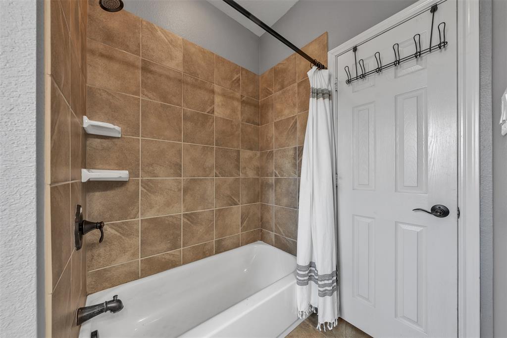 The Arbor At Willow Grove - Residential