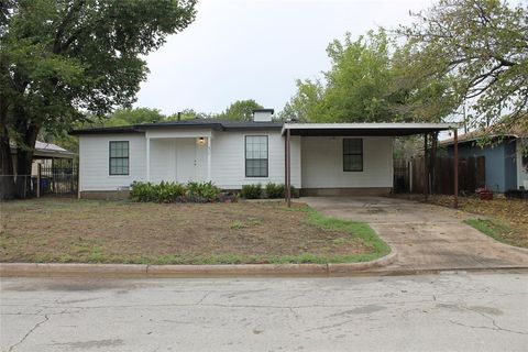 A home in White Settlement