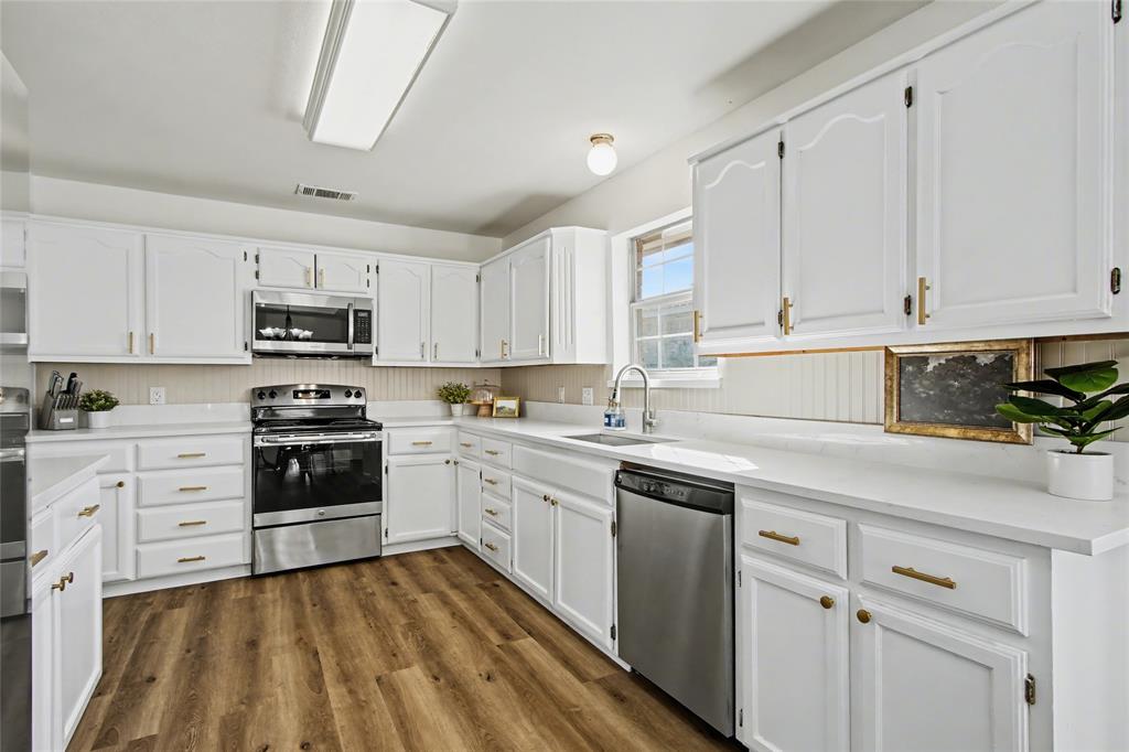 3502 Stanford Street