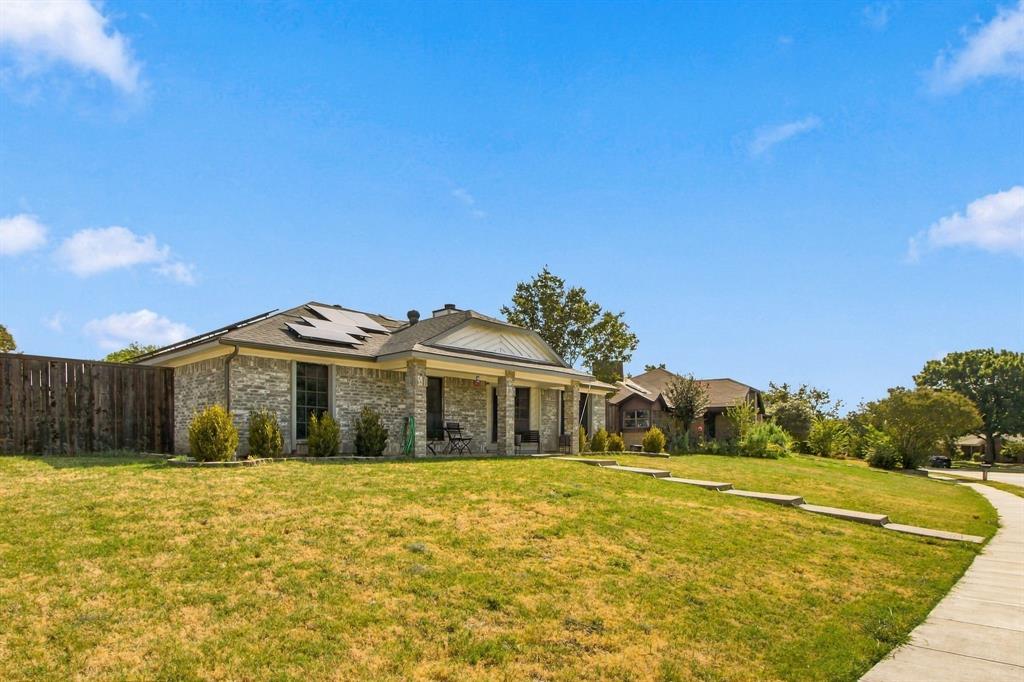 1553 Autumn Breeze Lane