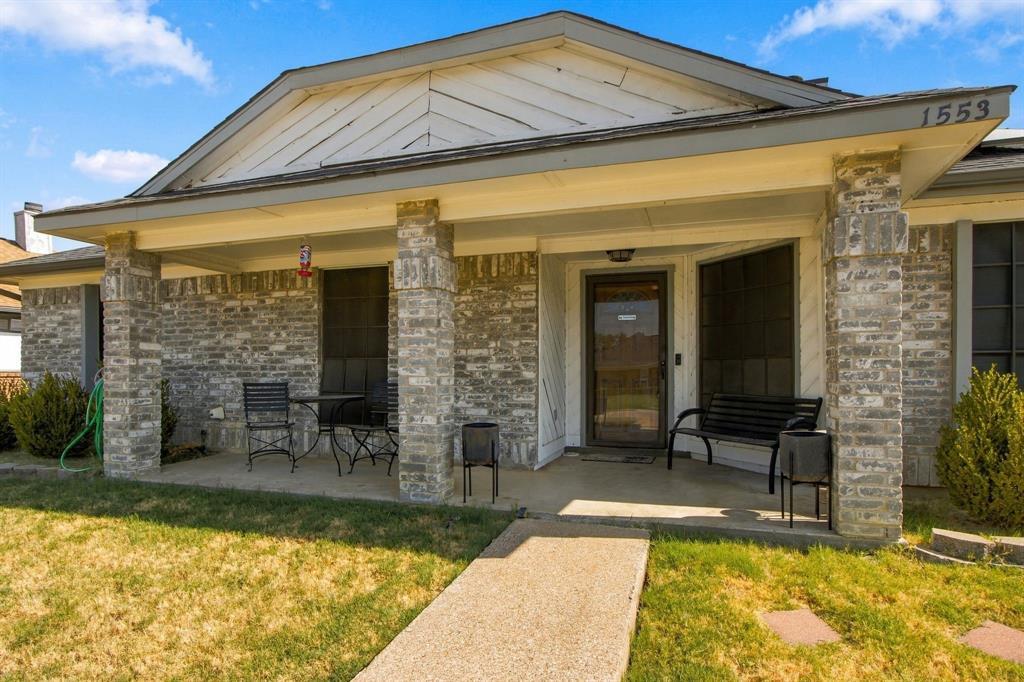 1553 Autumn Breeze Lane