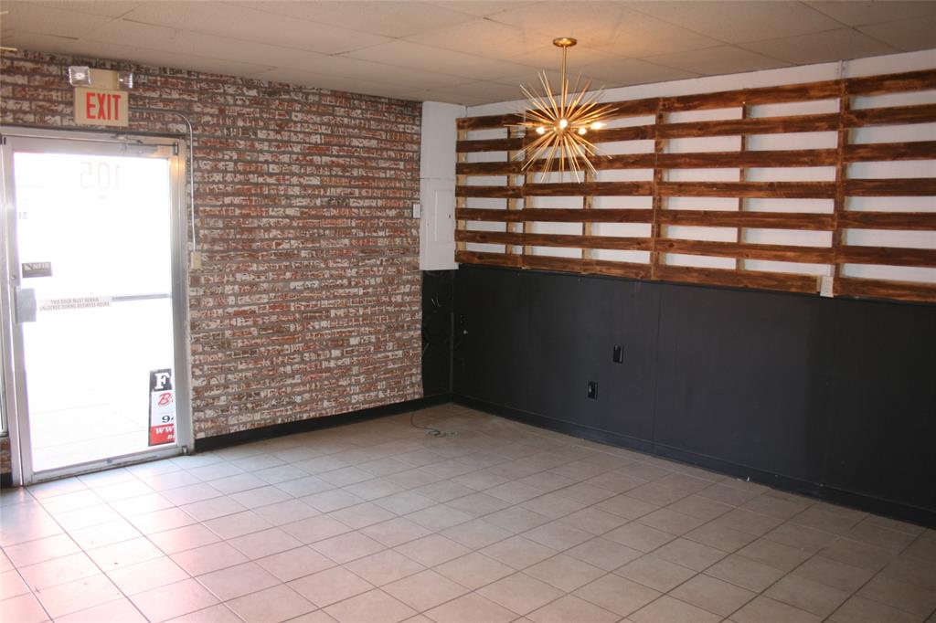 Lynch - Commercial Sale