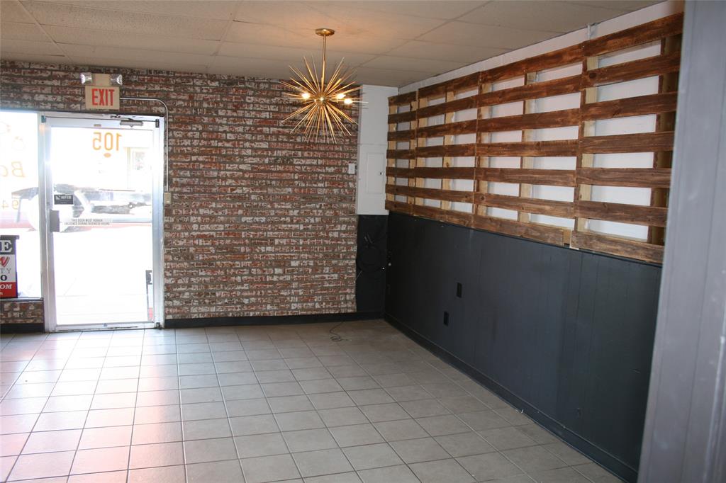 Lynch - Commercial Sale