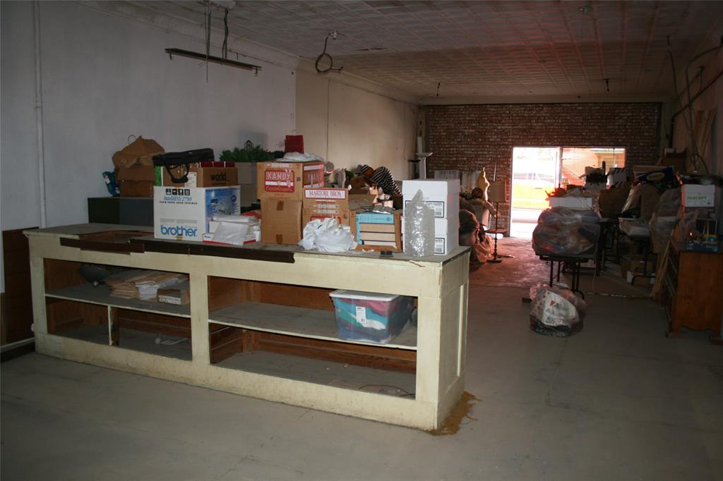 Lynch - Commercial Sale