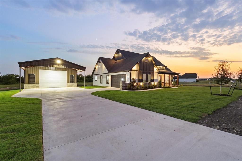 454 County Road 4833