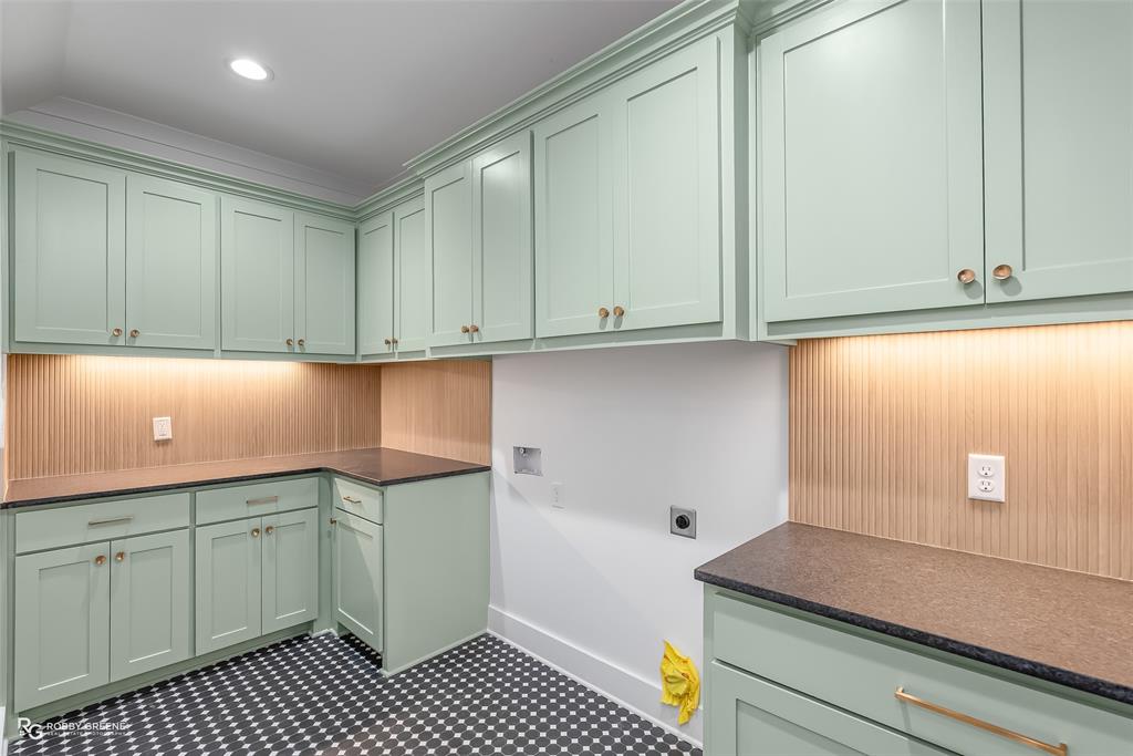 Canal Place - Residential