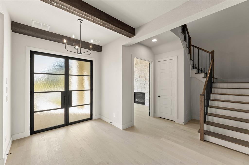 2269 Rolling Oaks Drive
